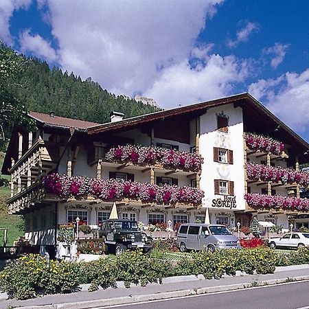 Hotel Garni Soreie Pozza di Fassa Exterior photo